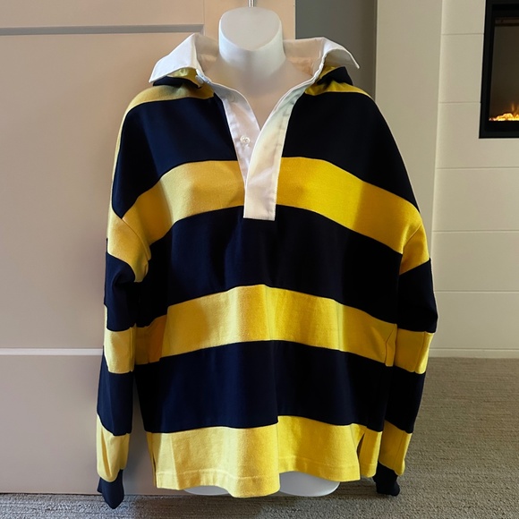 WE-AR4 Incredibly Cool Bold Rugby Hooded Sweatshirt Top Sz M $545 - Picture 1 of 3